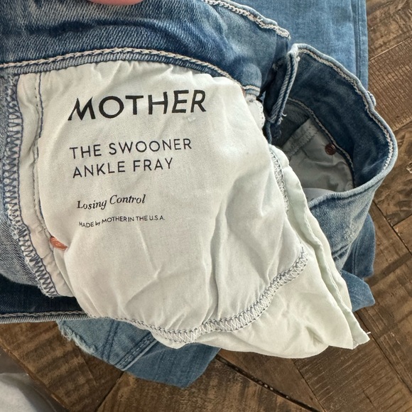 MOTHER Jeans - Picture 4 of 10